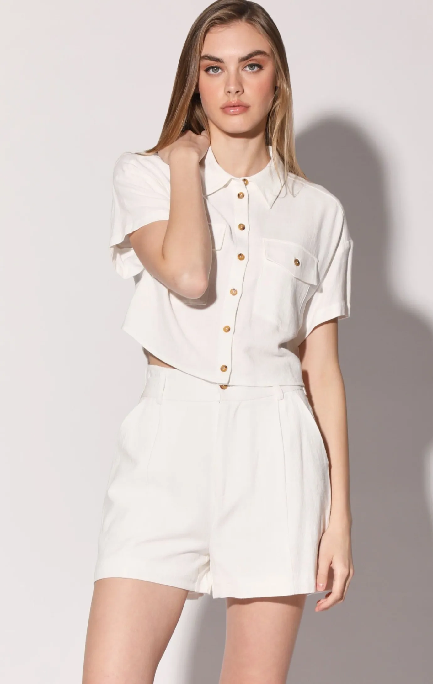 Walter Baker Jasmine Short, Ivory^Women Bottoms